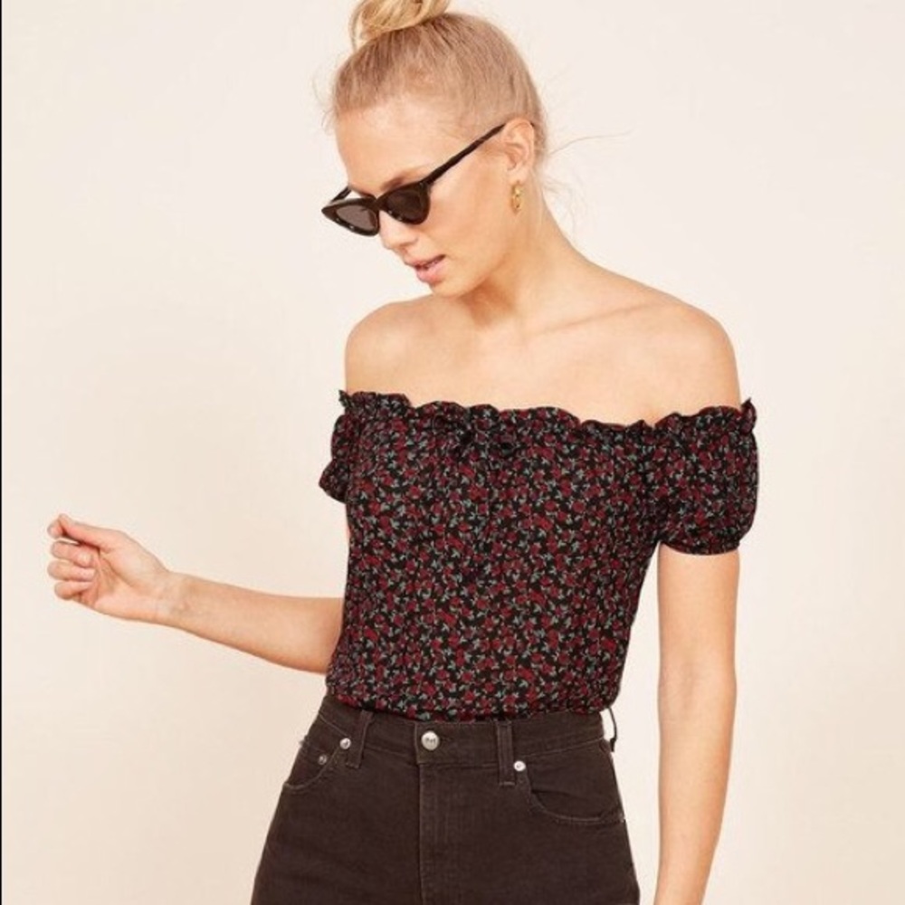 SOLD ON MERCARI, Reformation Kirsten Top - Picture 3 of 7